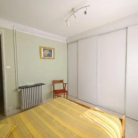 T2 Avec Jardin Et Terrasse A Aix-les-bains, Proche Du - Fr-1-555-5 Lägenhet *