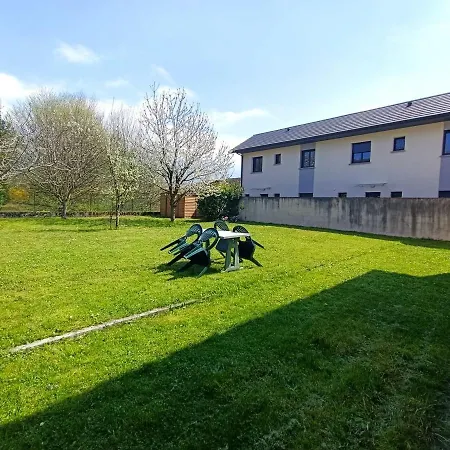 T2 Avec Jardin Et Terrasse A Aix-les-bains, Proche Du - Fr-1-555-5 * Aix-les-Bains